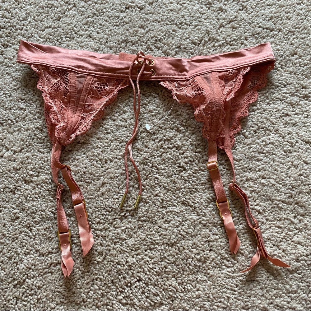 Victoria’s Secret garter belt